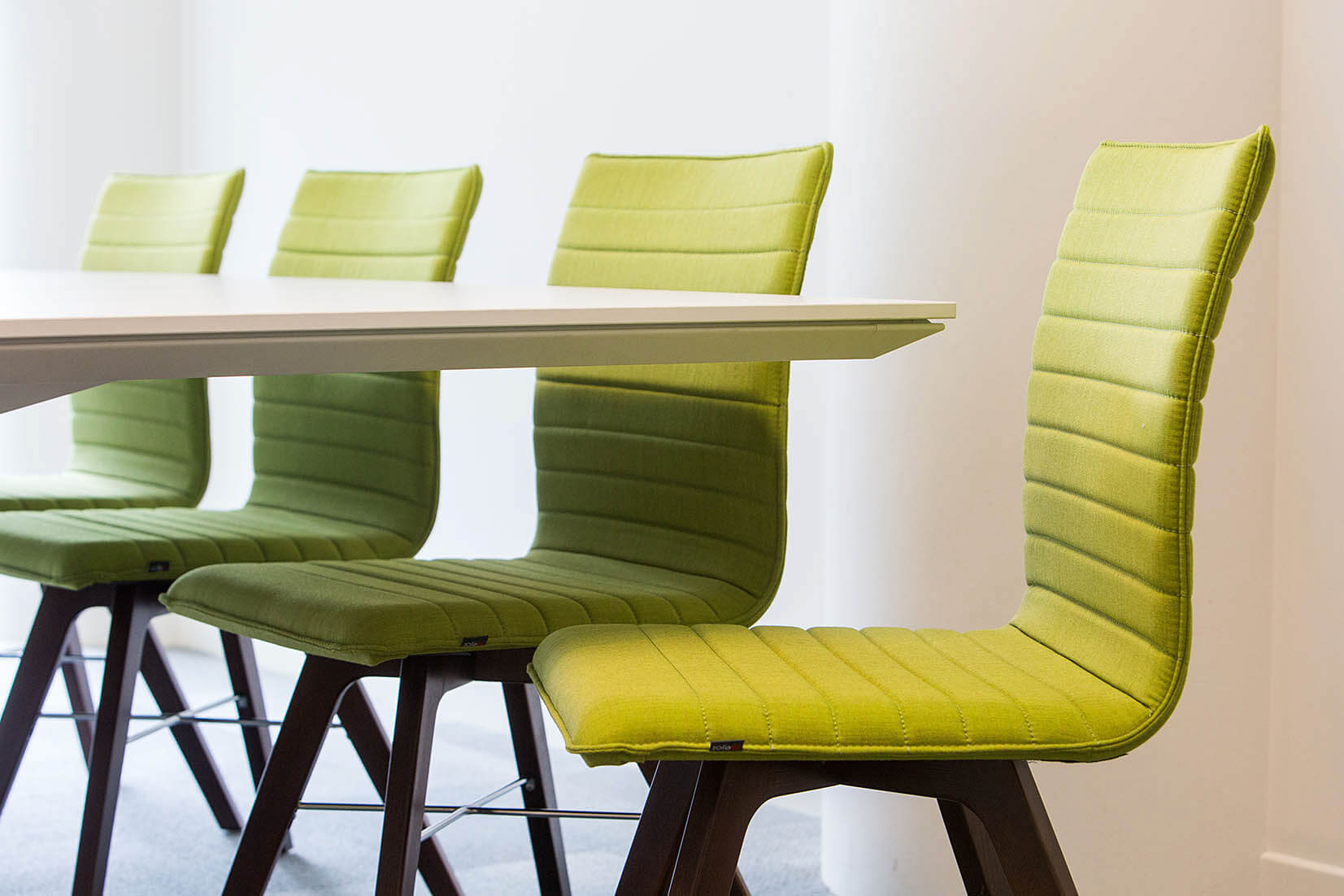 mSmart Office - kabiny akustyczne i meble biurowe Bejot Orte