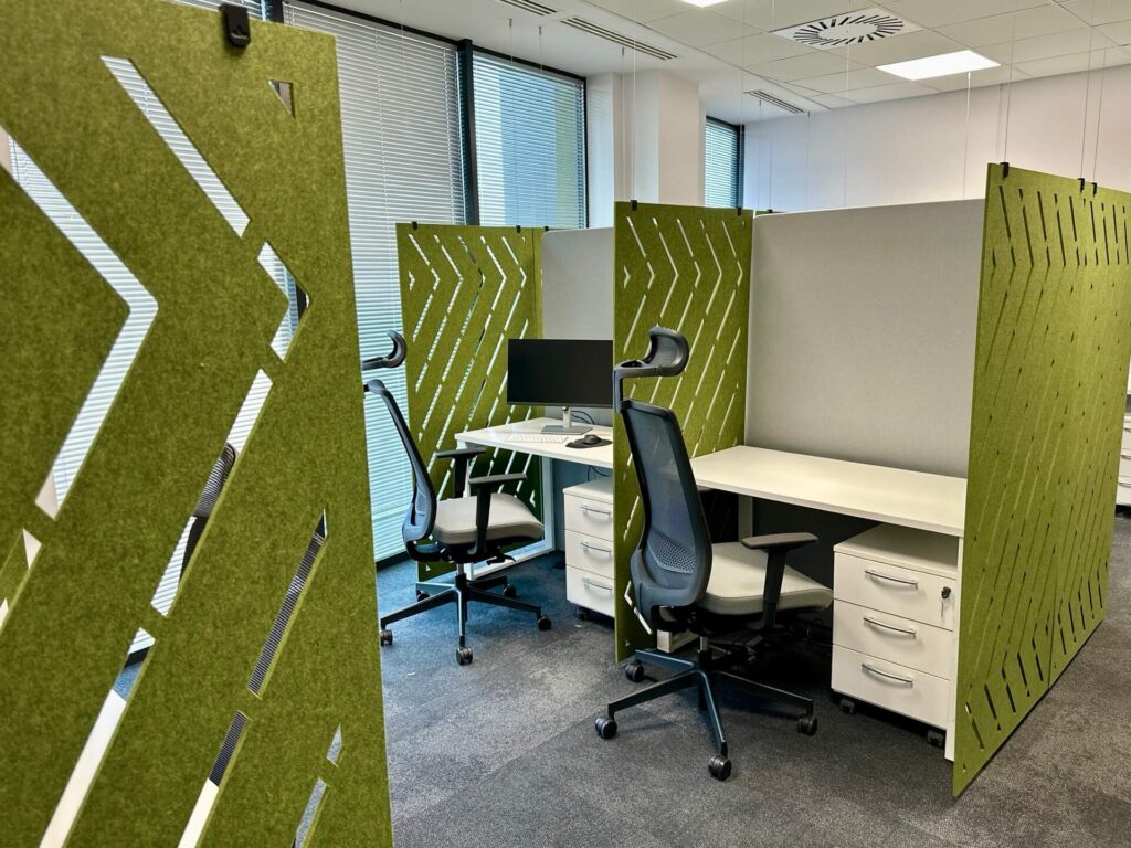 mSmart Office - kabiny akustyczne i meble biurowe