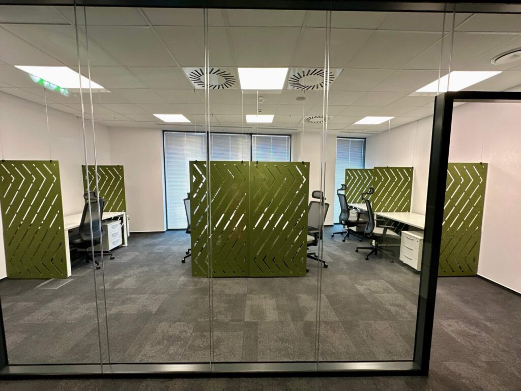 mSmart Office - kabiny akustyczne i meble biurowe