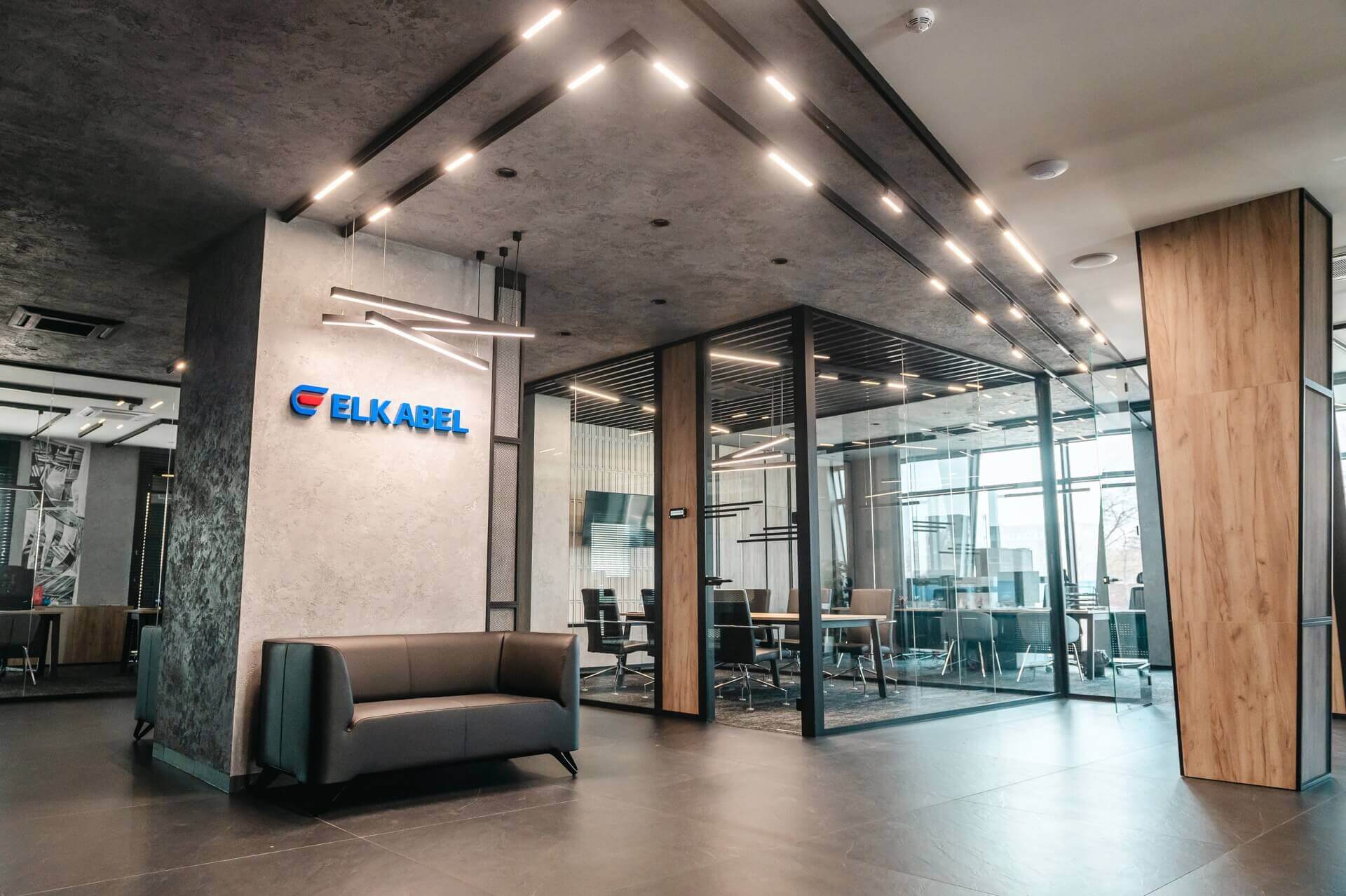 mSmart Office - kabiny akustyczne i meble biurowe Nowa siedziba, nowe możliwości