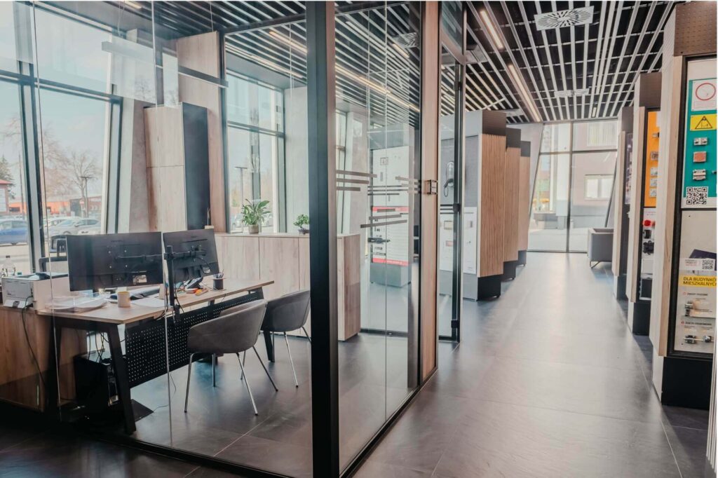 mSmart Office - meble biurowe I kabiny akustyczne