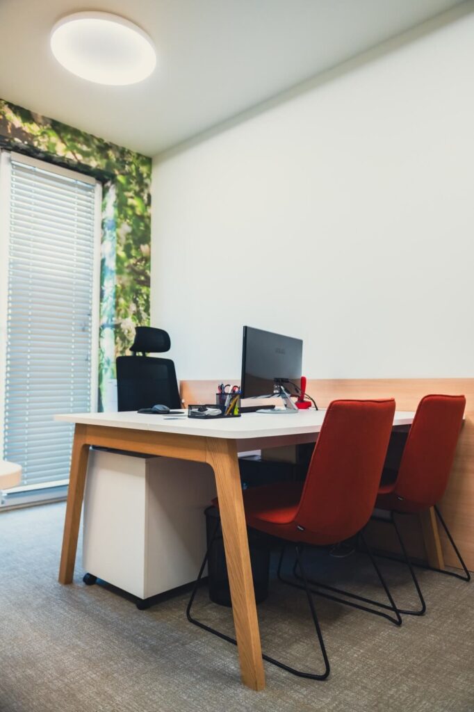 mSmart Office - kabiny akustyczne i meble biurowe mSmart Office meble biurowe