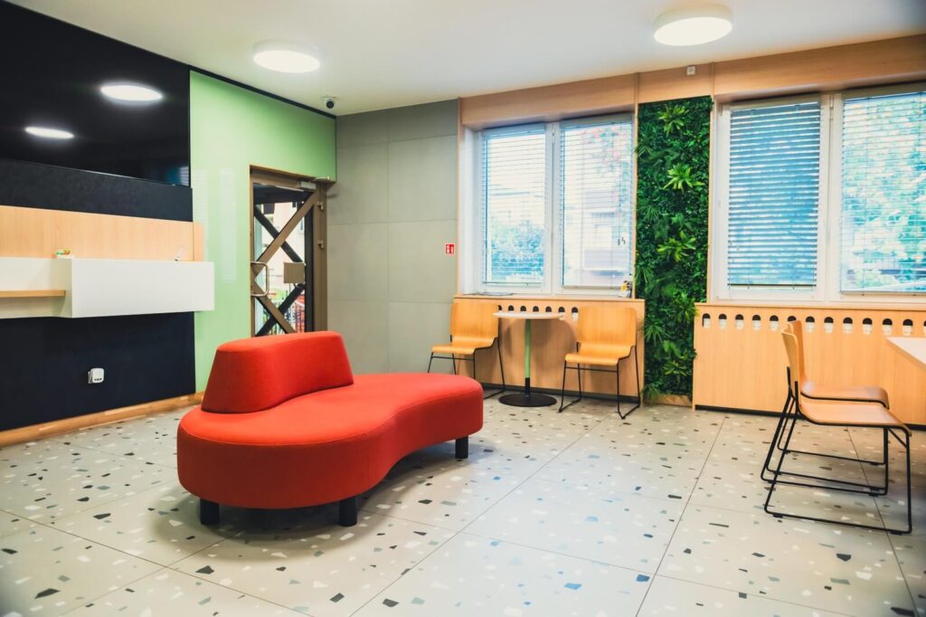 mSmart Office - kabiny akustyczne i meble biurowe mSmart Office meble biurowe