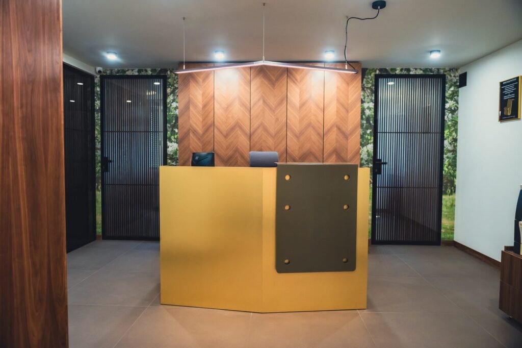 mSmart Office - kabiny akustyczne i meble biurowe mSmart Office meble biurowe