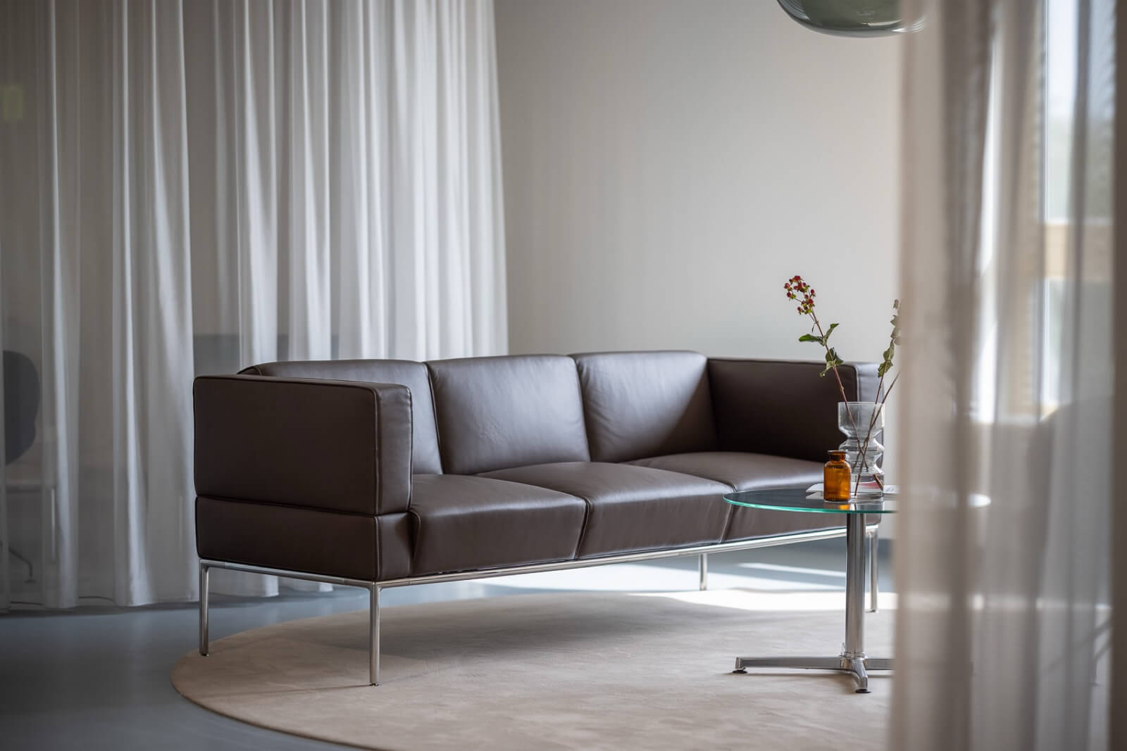 mSmart Office - kabiny akustyczne i meble biurowe