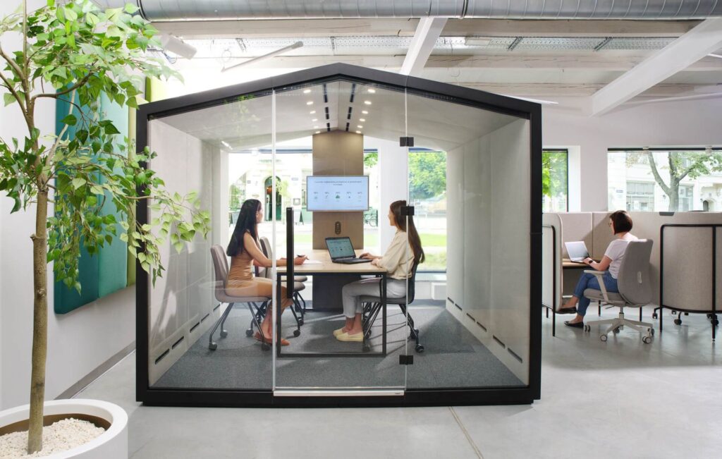 mSmart Office - kabiny akustyczne i meble biurowe