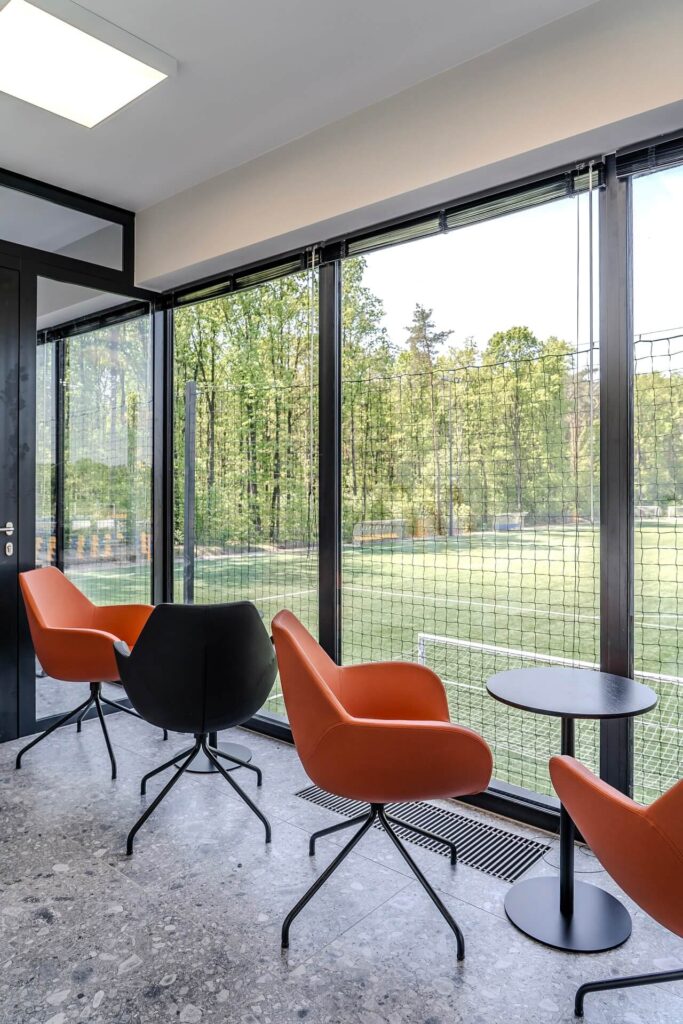 mSmart Office - kabiny akustyczne i meble biurowe